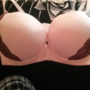 38DDD push up youmita bra brand new with tags